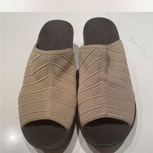 Easy Street Tan Sandals